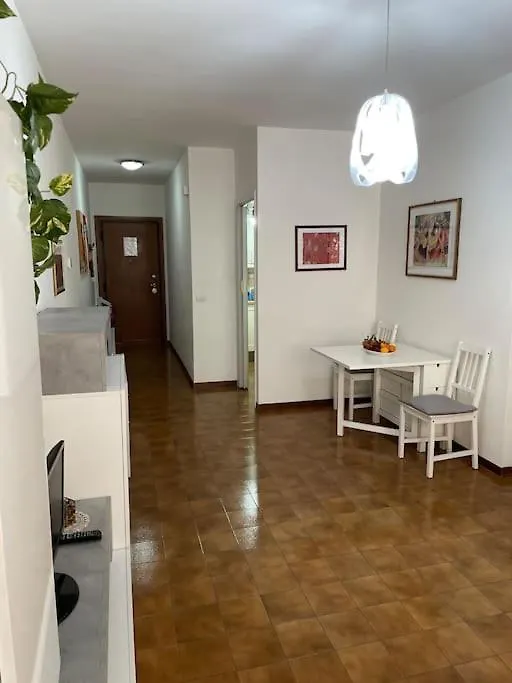 Tra Le Mura Di Roma elérhetőségei